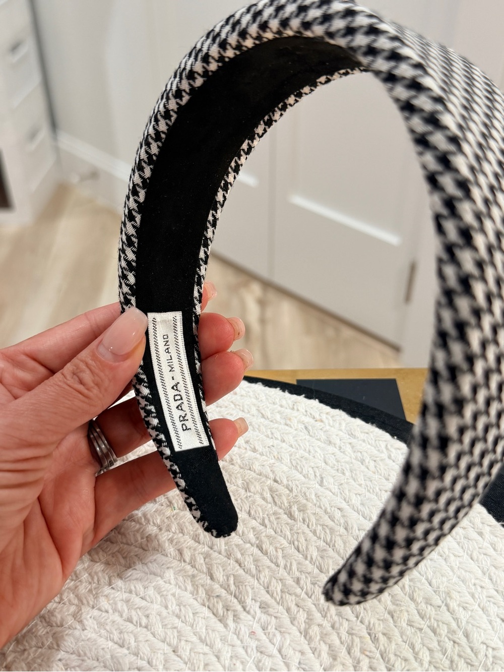 Prada Black and White Houndstooth Padded Headband with Logo Plaque - Picture 6 of 6